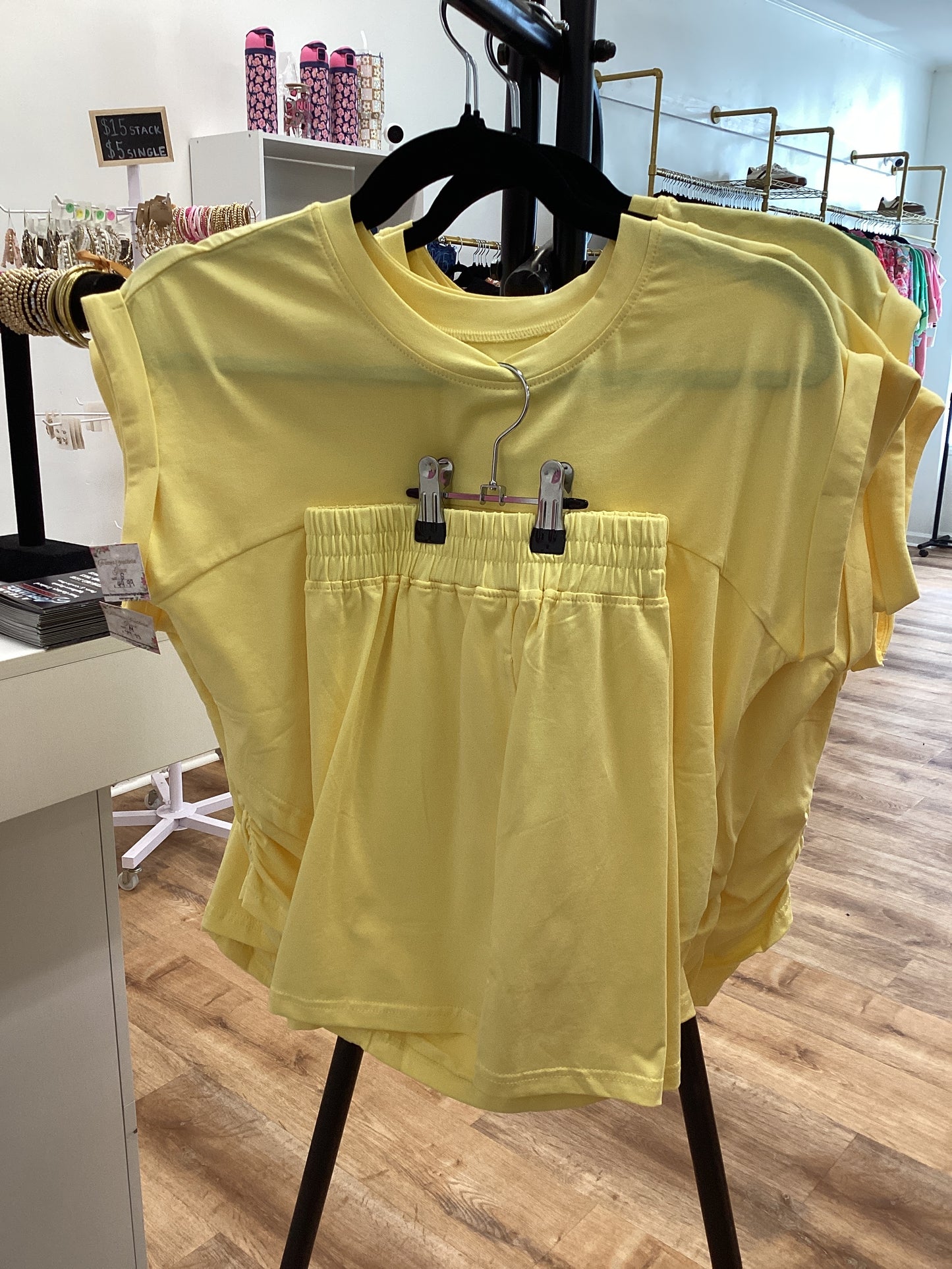 Yellow set