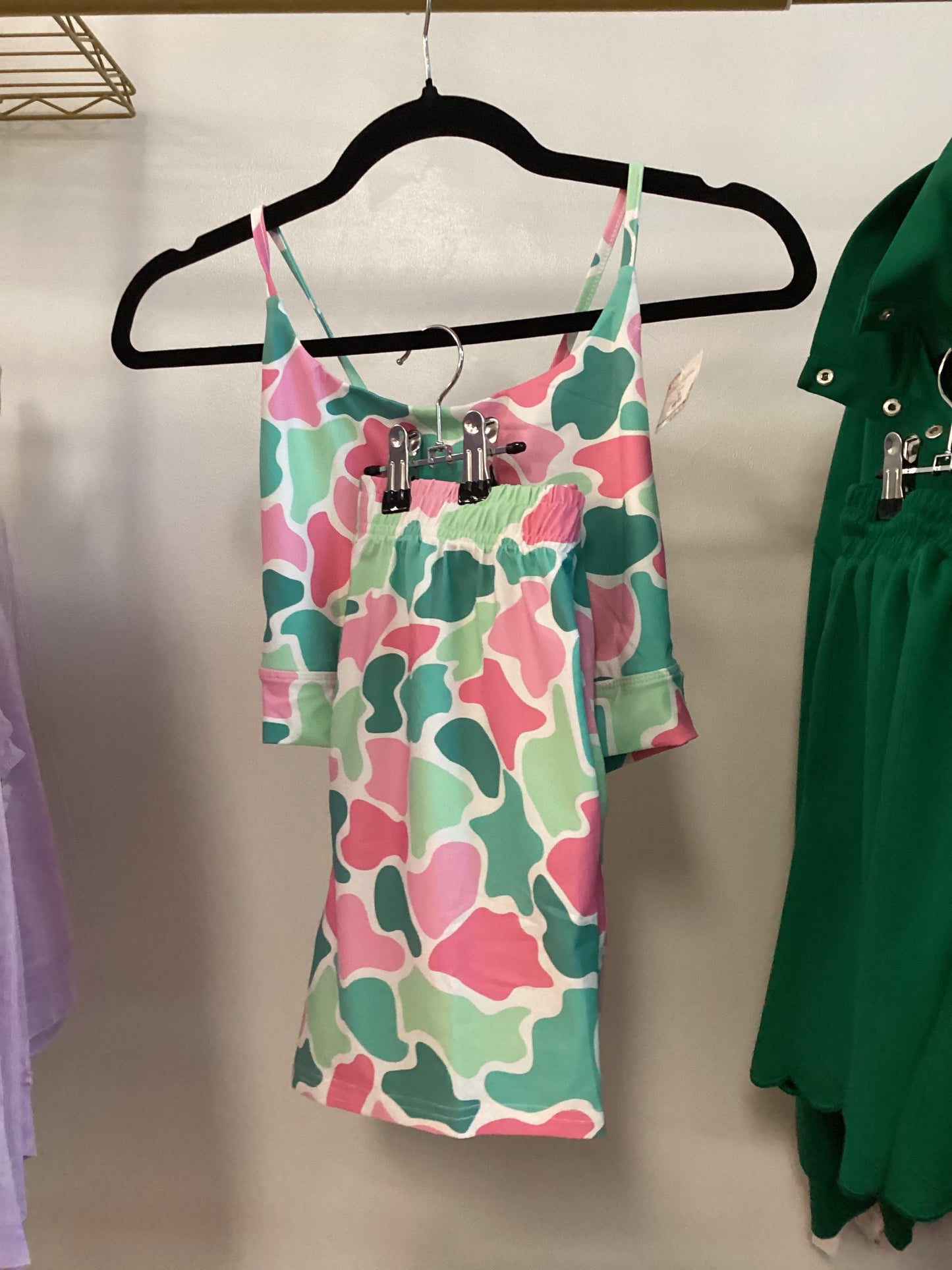 Green camo set