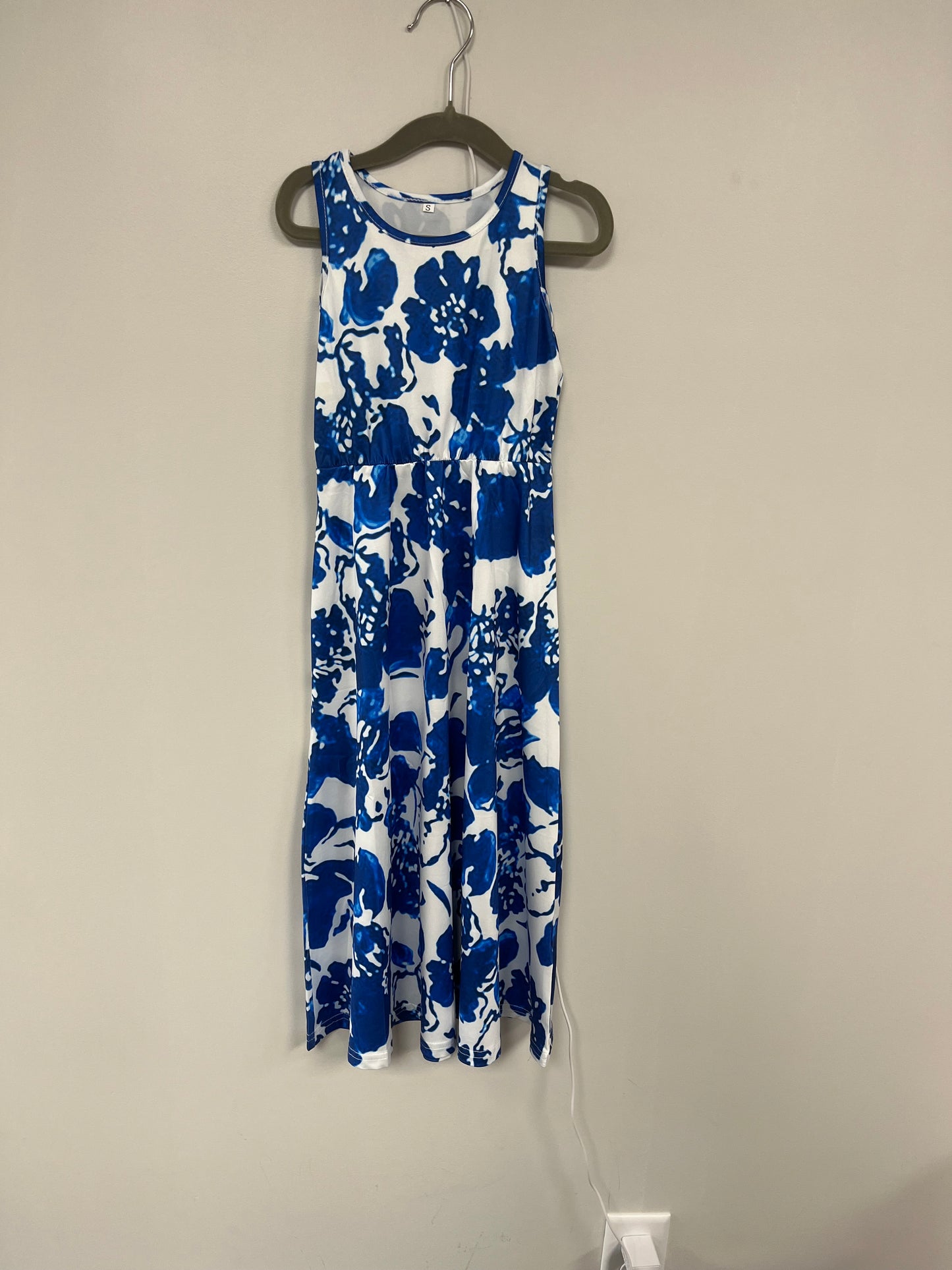 Girls floral dress