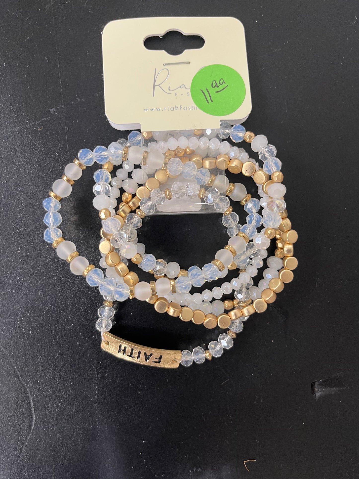 Riah Fashion Jewelry