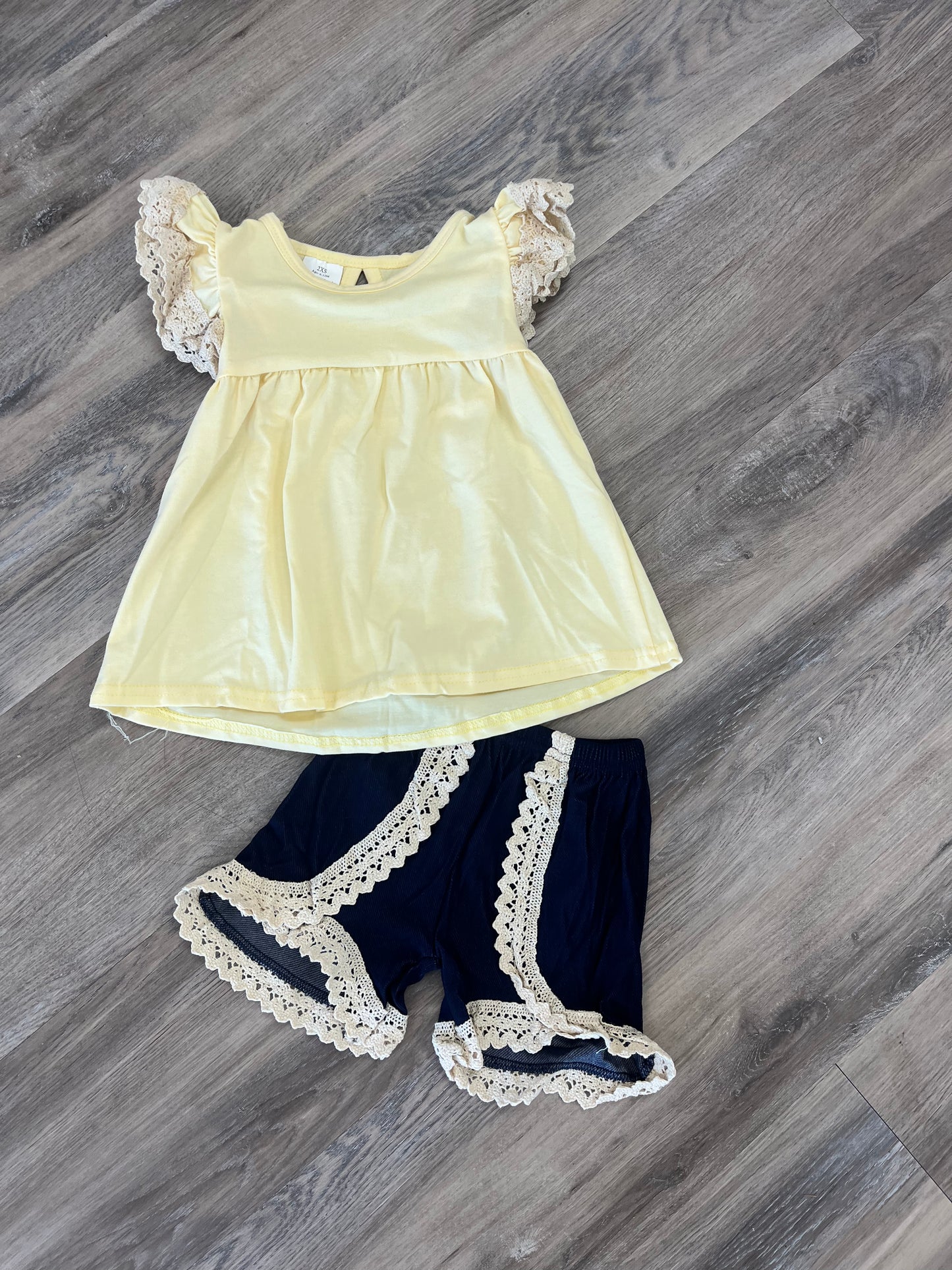 Girls yellow set