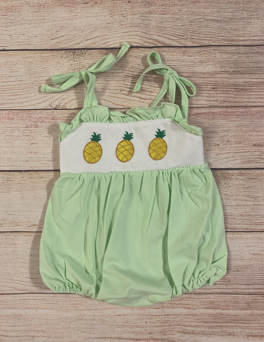 Girl pineapple bubble